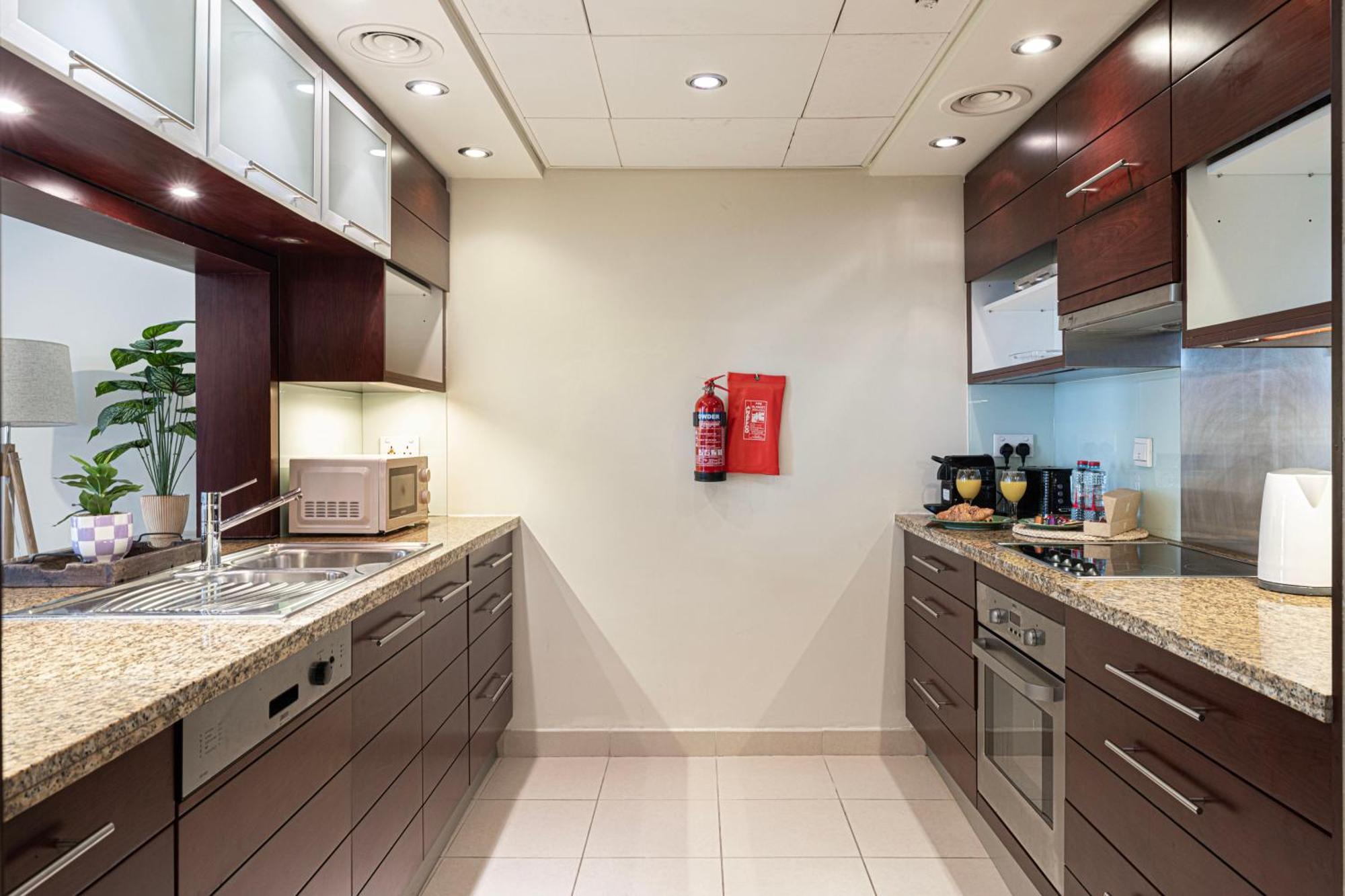 Luxury Near Burj Khalifa *